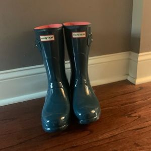 blue hunter rain boots